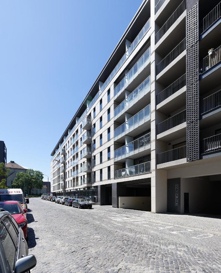 Art Apartament Parking By Impero Poznań Exteriör bild